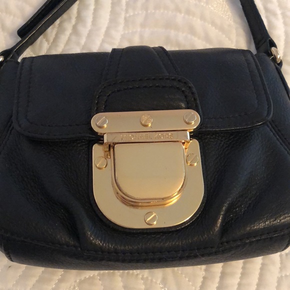 Michael Kors crossbody - Picture 2 of 12